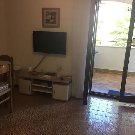 Dori Apartment *