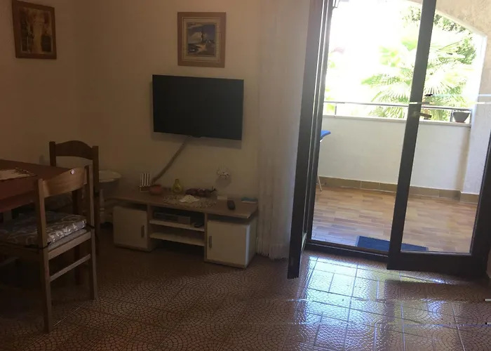 Dori Apartament *