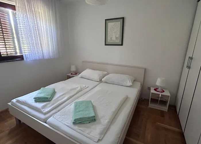 Dori Apartament Malinska