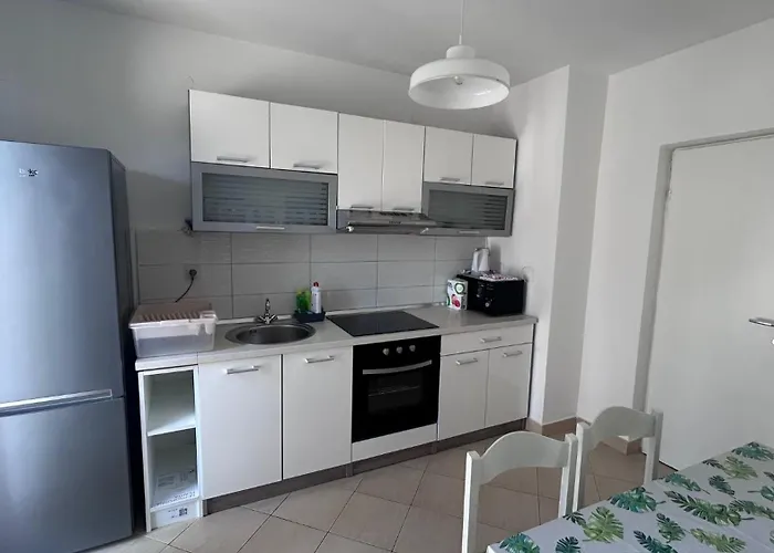 Dori Apartament Malinska